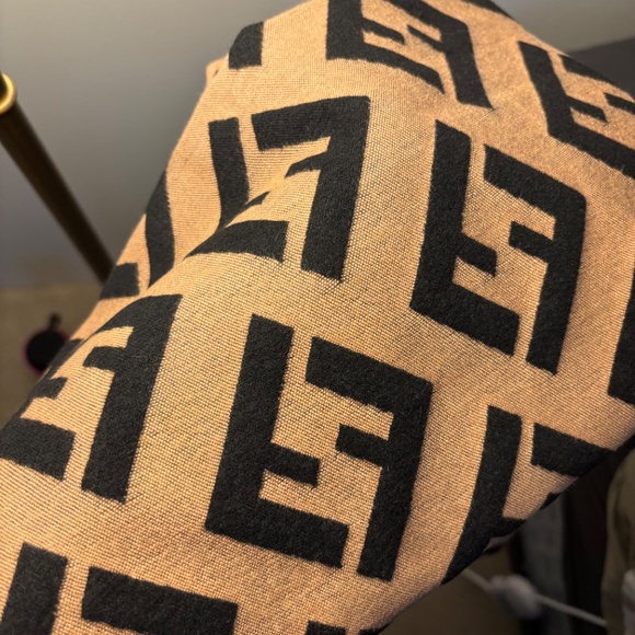 scarf - Picture 2 of 2